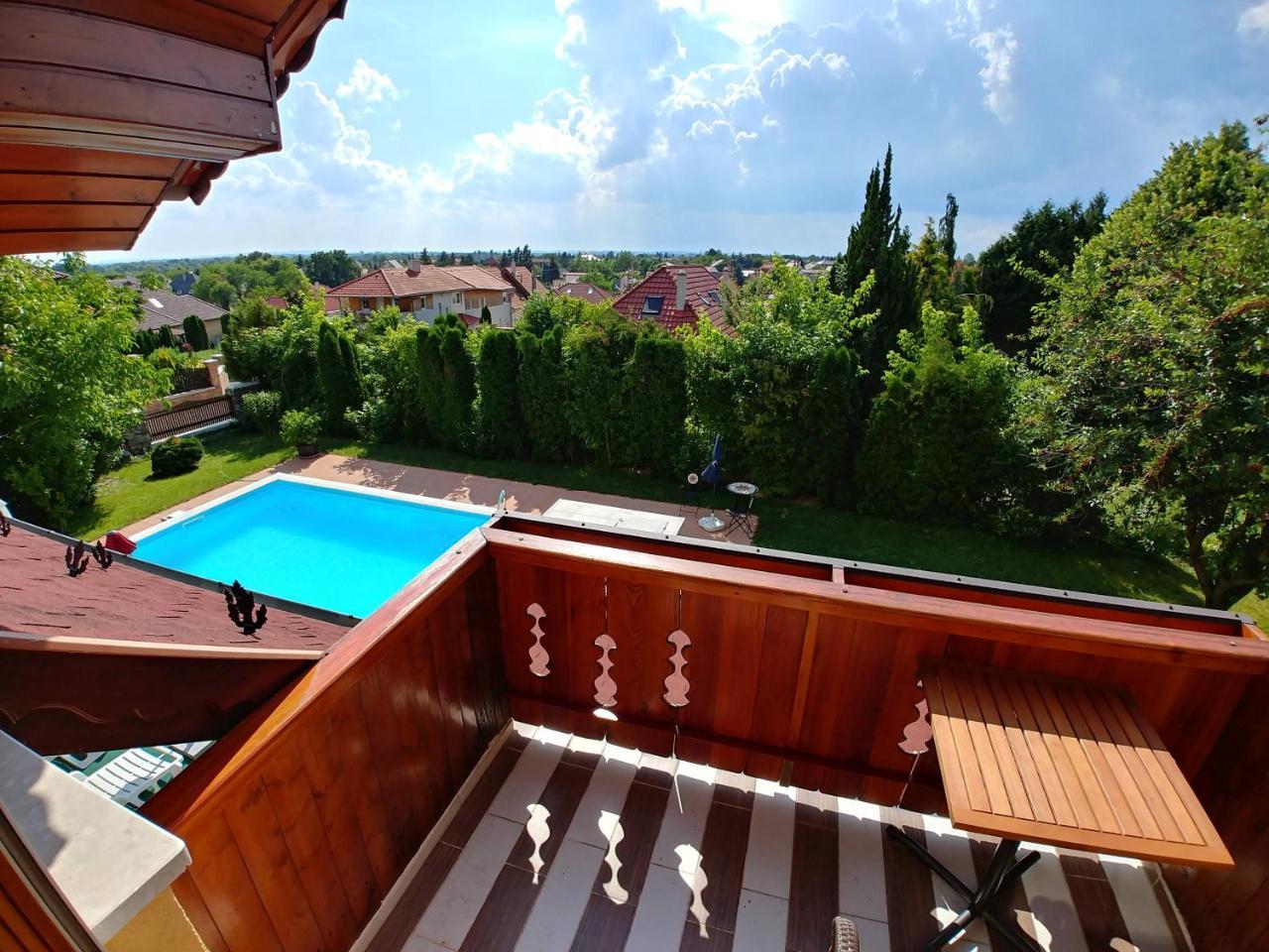Ciklámen apartman Gyenesdiás Exterior foto